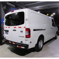 2017 Nissan NV2500 HD Cargo 
