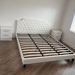 King Size Bedroom Set - Juego De Cuarto Tamaño King 