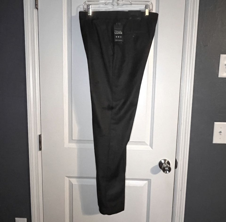 NEW men’s Perry Ellis dress pants (32/32)