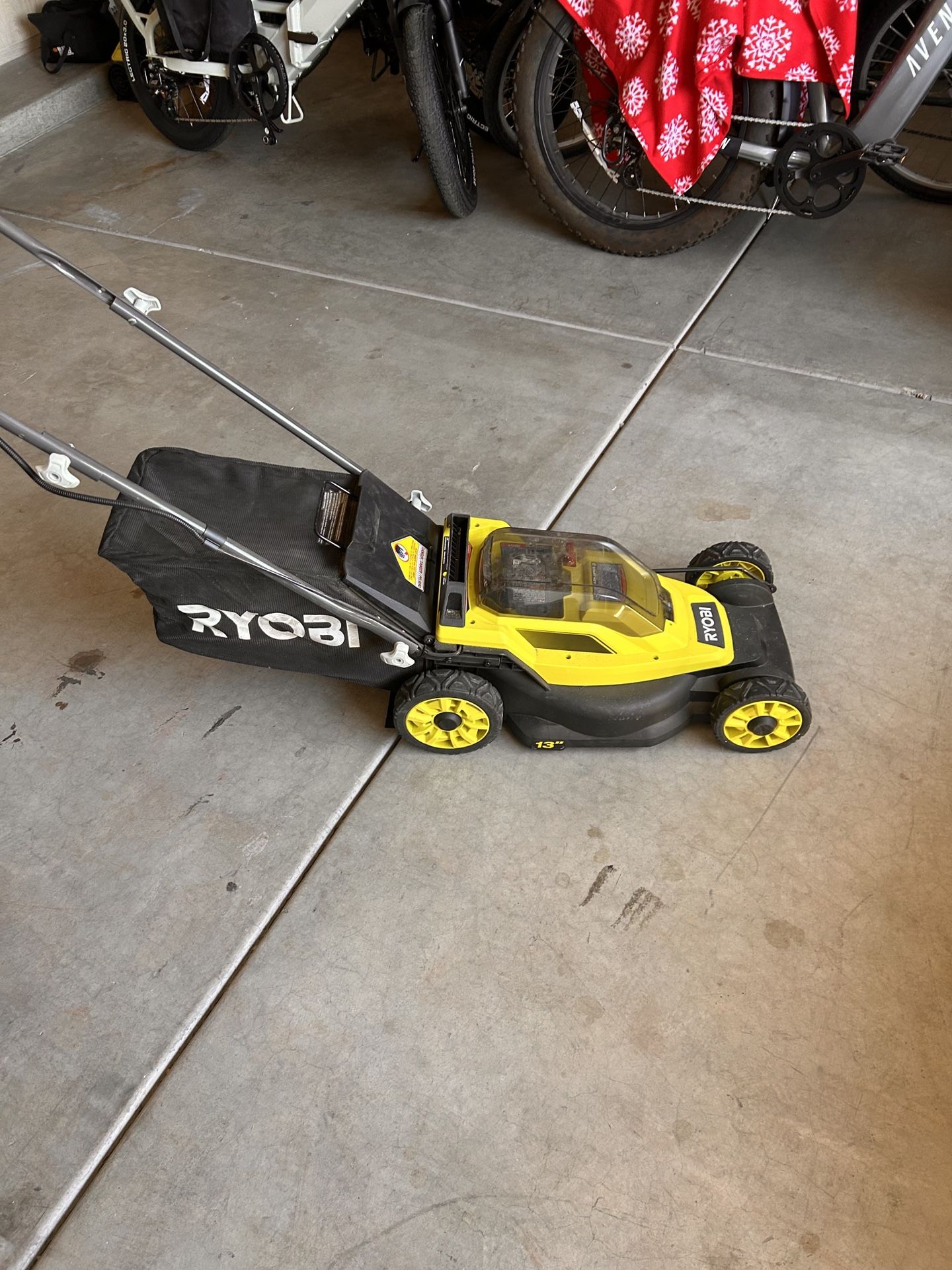13 inch Ryobi lawn mower - battery not included