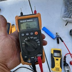 Klein Tools Electrical Tester Works Great