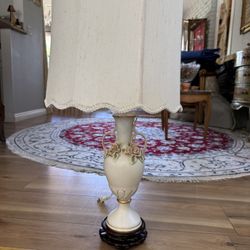 Vintage Porcelain Capodimonde Lamp