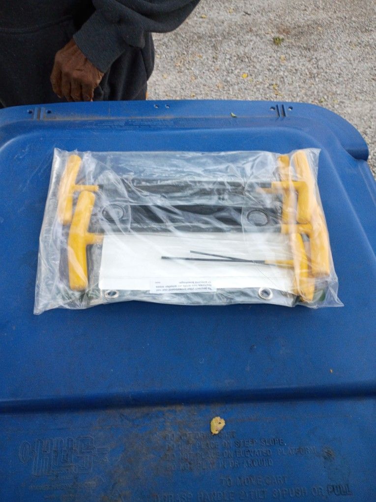 T- Handle Extended Hex Wrench Set.Bondhus Assorted Sizes Brand New Never Used 150 O.B.O