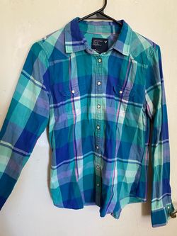 American Eagle women’s button up