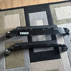 Thule roof rack complete set