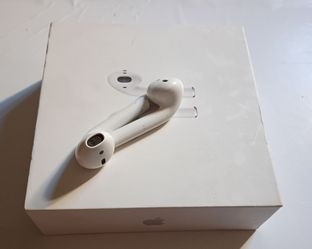 2nd Gen Airpods