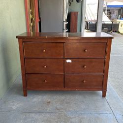Free Dresser