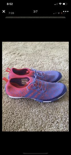 Women’s adidas shoes size 7