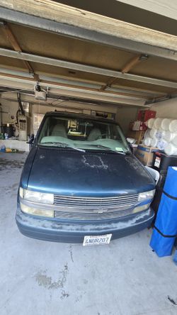 2000 Chevrolet Astro