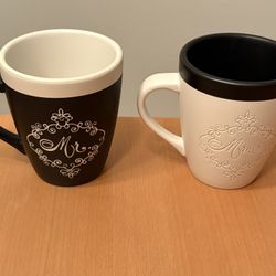 Disney Black & White Mr & Mrs mug set