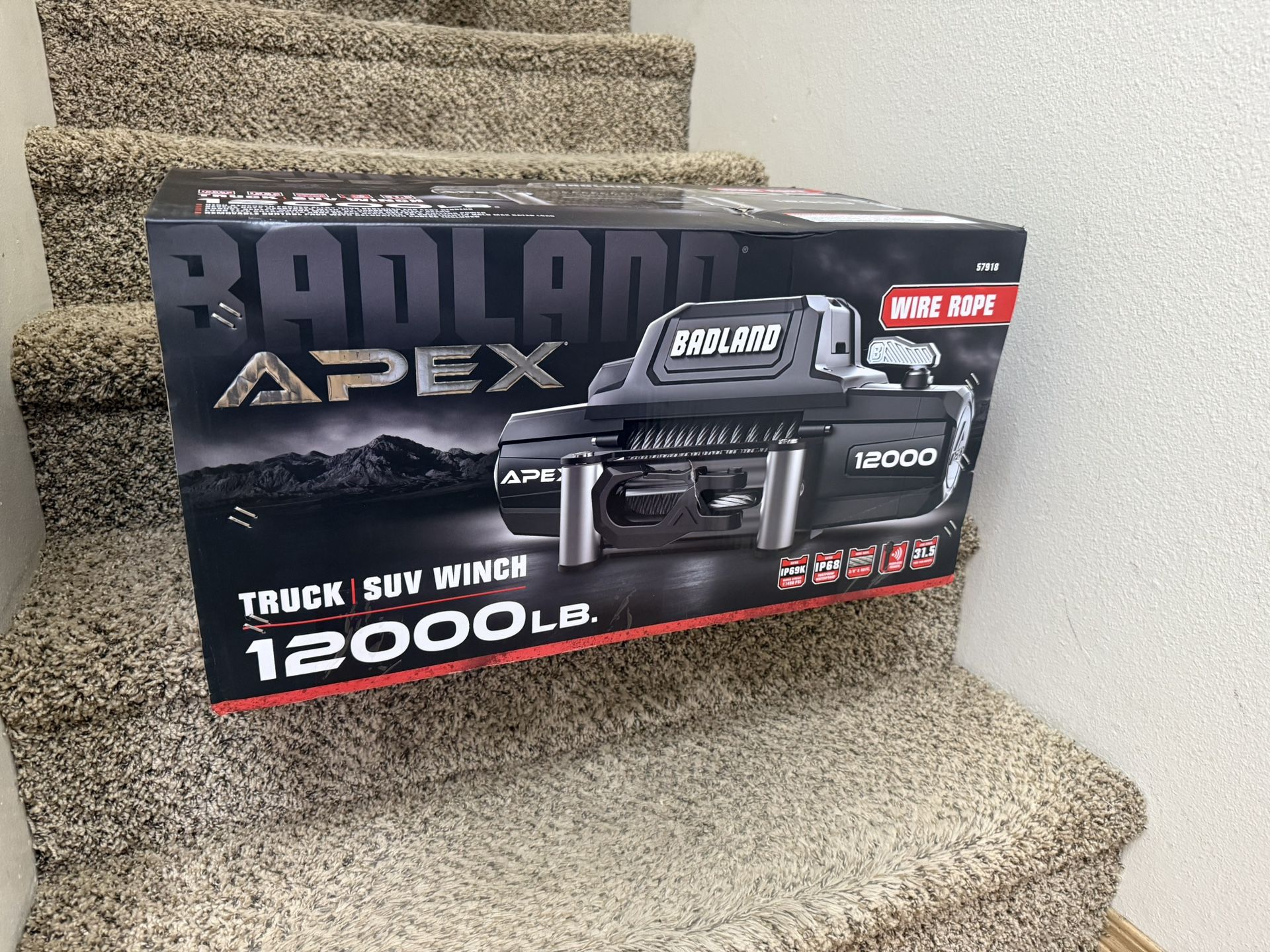 Badlands Apex 12k