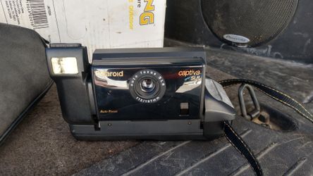 Vintage Polaroid captiva slr w/case