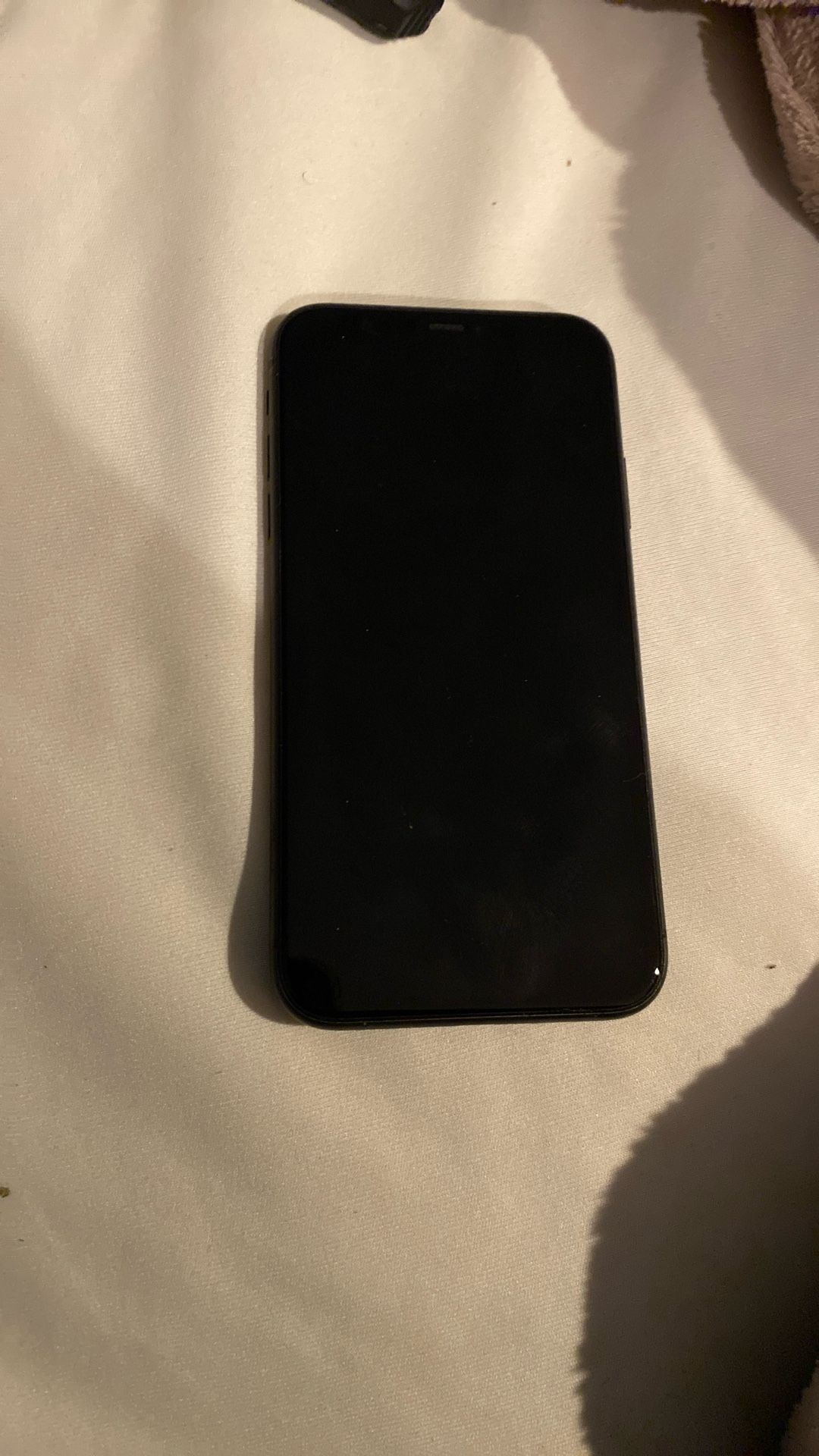 I Phone 11 64 GB