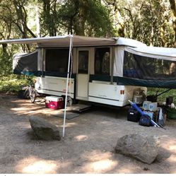  2001 Fleetwood Grand Tour Mesa Pop-Up Camper