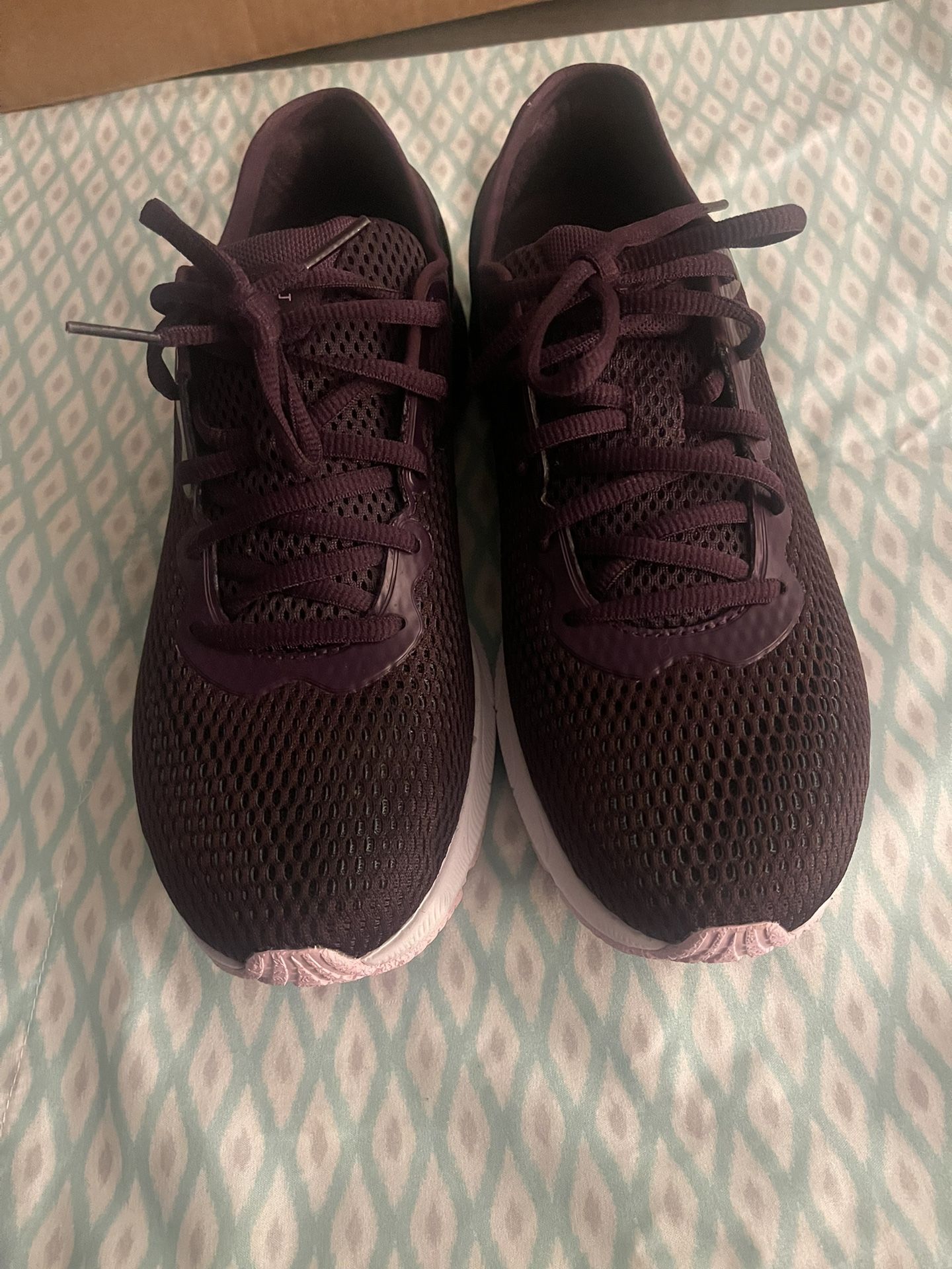 Woman’s Shoes Available
