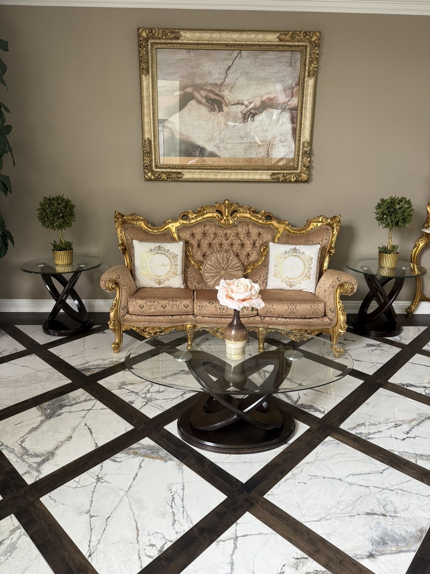 Set Of 3 Coffee Table And Side Tables