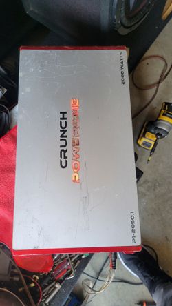 2000 watts crunch amplifier