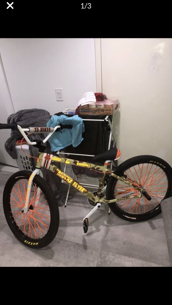 2018 Camo Blocks Flyer for Sale in Queens, NY OfferUp