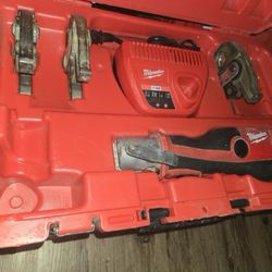 M12 Milwaukee Propress 