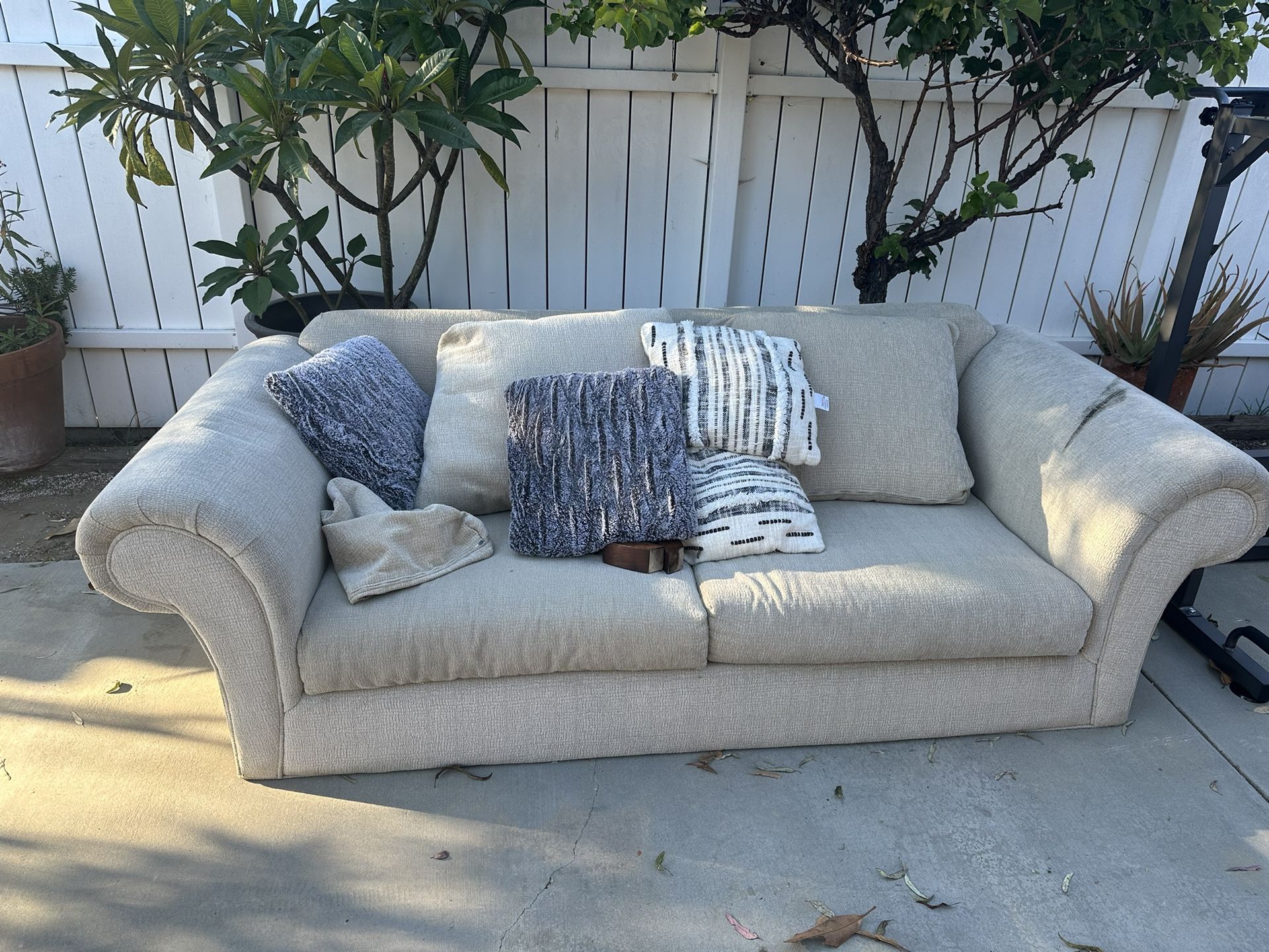 Couch - FREE