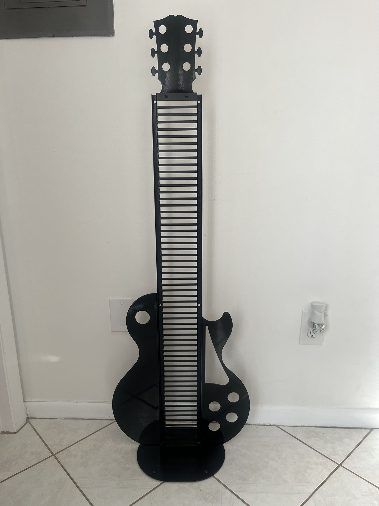 Porta CD Forma De Guitarra 