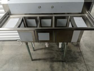 BRAND NEW 3 BAY RESTAURANT  SINK