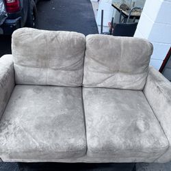 Love Seat 