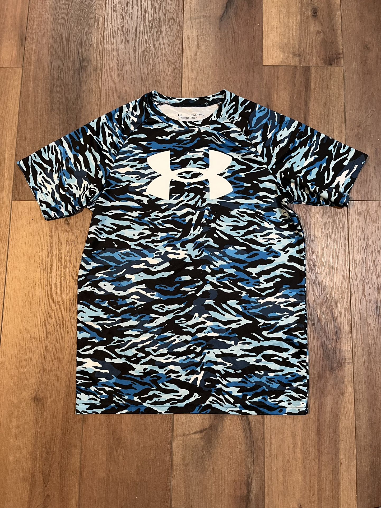 Under Armour Big Kids Blue Camo Athletic Tee; Size: YXL