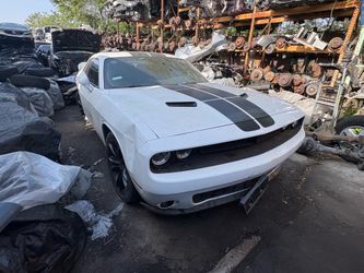 Parts only 2016 Dodge Challenger parting out a