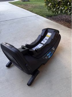 Nuna Pipa rx car seat base