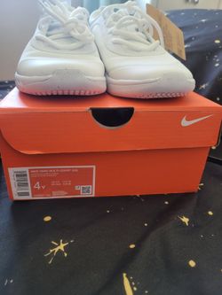 Nike nuevos en caja size 4
