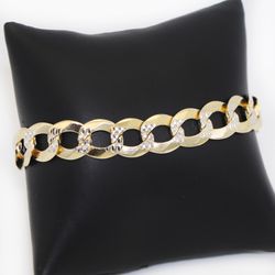 14K Gold 12mm Diamond Cut Curb Link Bracelet. 8.25" in length, Approx. 23g in Weight. ONLY $2300