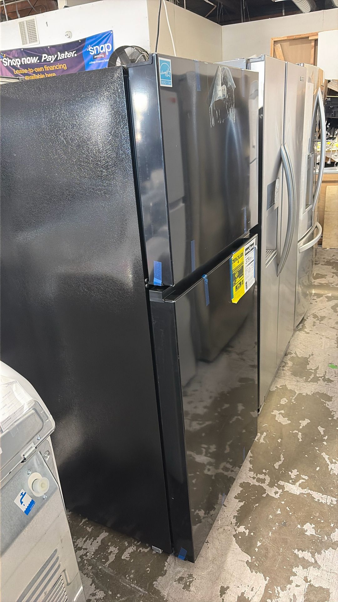 Whirlpool Top Freezer Refrigerator 