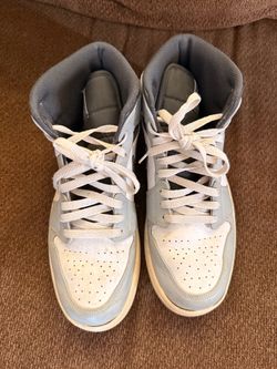 High top nike- light smoke grey