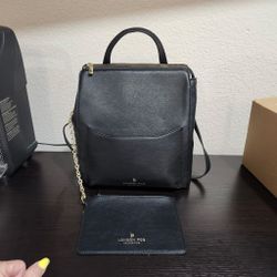 London Fog Black Back Pack W/ Coin Purse, Gold Chain, Detachable Strap, Zipper
