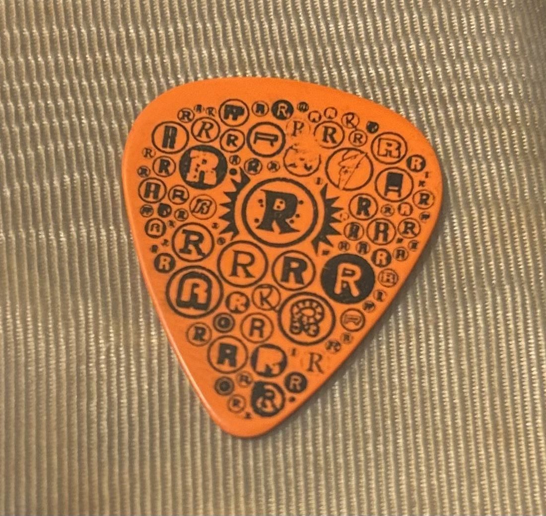 Rick Nielsen guitar pic