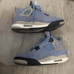 Jordan 4 UNC BLUE size 8.5 authentic