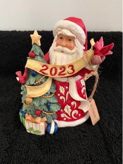 Collectible Santa figurine by Jim Shore