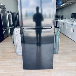 Brand-New Kenmore 30” Top Freezer Refrigerator - Black Model #: 4661349