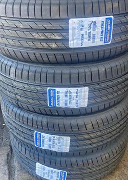 205/60R16 Maxtrek Set Of 4 New Tires