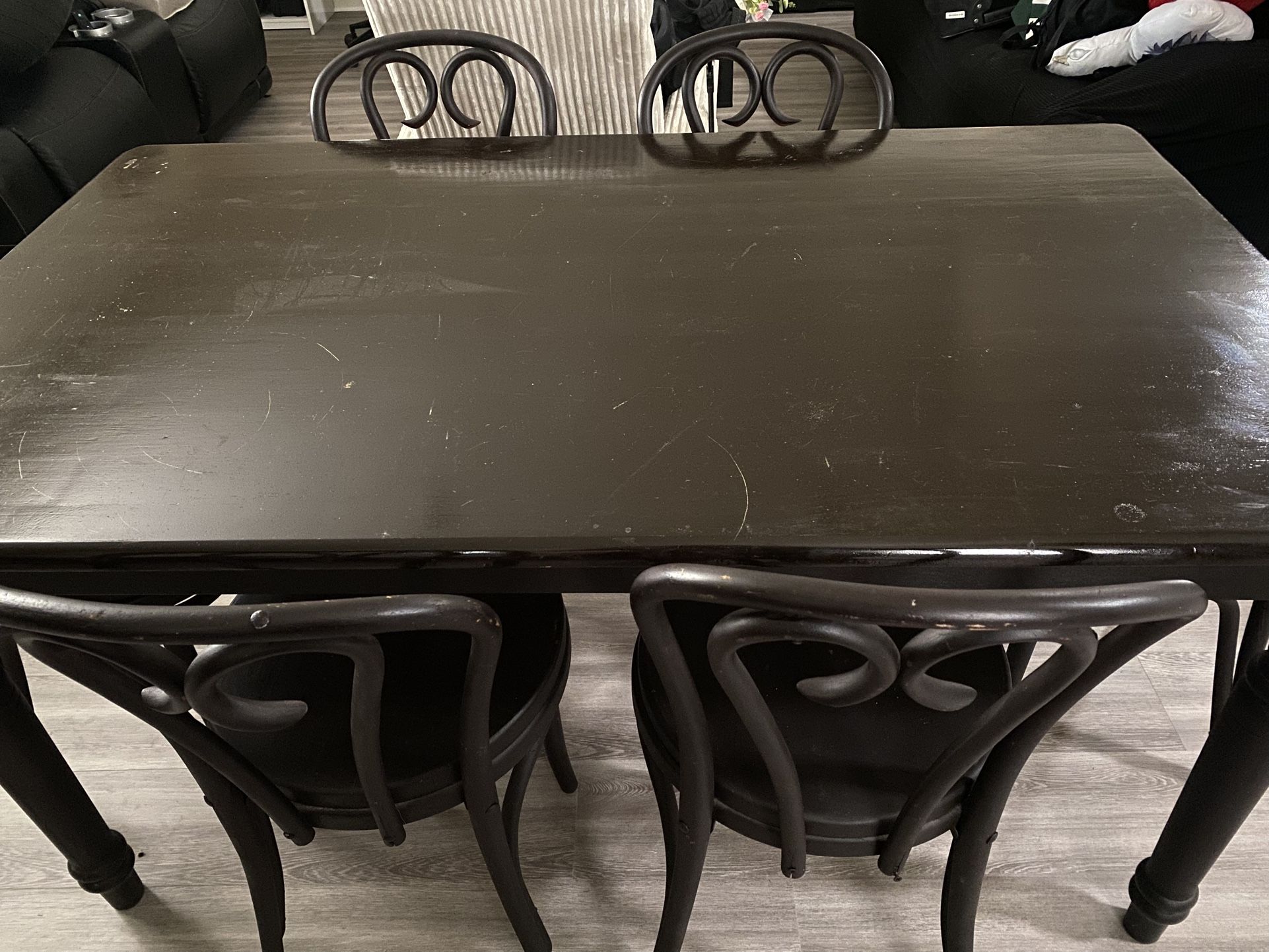 Dinning Table (x6 chairs)