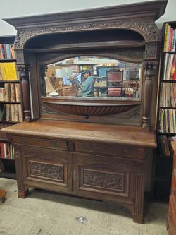Antique Victorian Style Carved Tiger Oak  Sideboard Buffet Bar Mirror