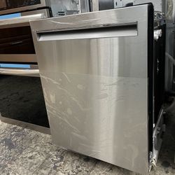 Jenn Air Stainless Steel Dishwasher 3 Racks