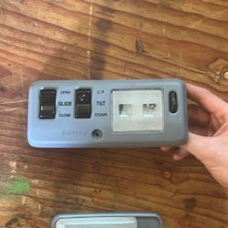 Sunroof Control Switch And Interior Light For A 1986 Toyota Celica