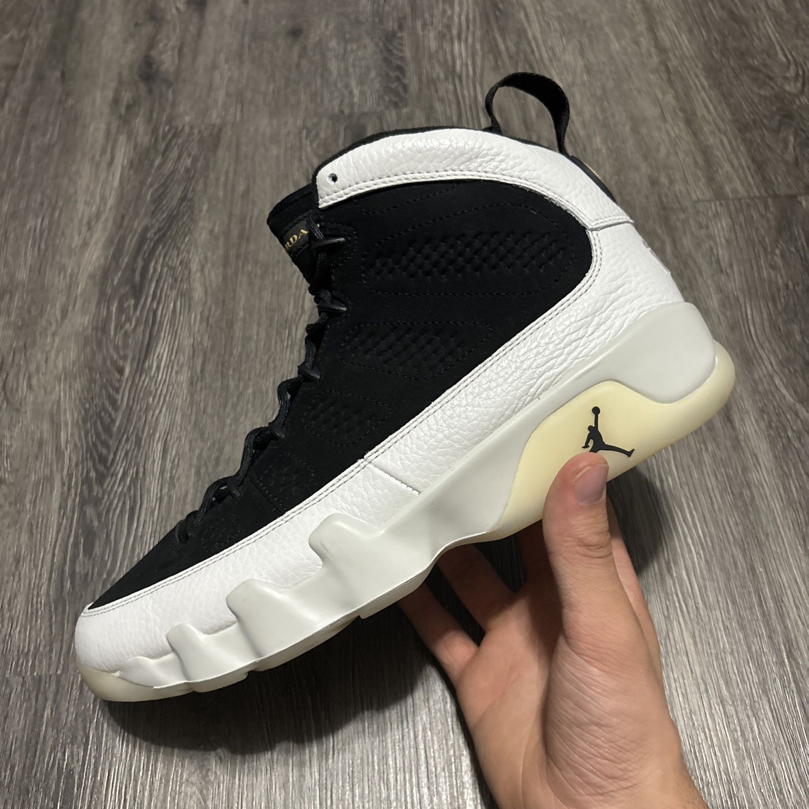 CLEAN Nike Air Jordan 9 Retro City Of Flight Size 10.5 302370 021 OG Olive for Sale in Birmingham AL OfferUp