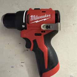 Milwaukee M12 Brushless Drill Driver 