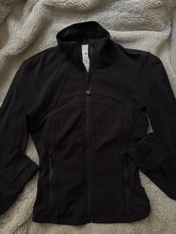 Lululemon Define Cropped Jacket Size 2