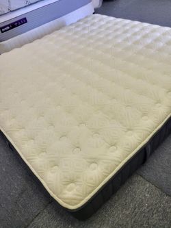 King Sizes Mattress staerns and Foster