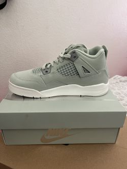 Jordan 4 Retro