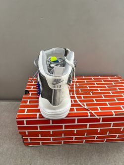Nike Air High-Top Sneaker